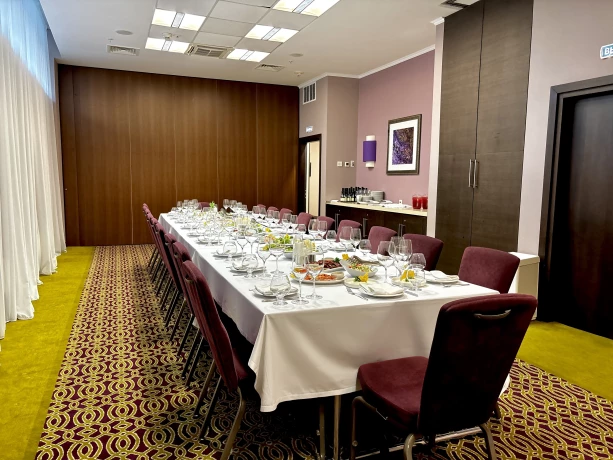 Small Hall "Charoite"